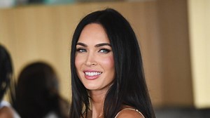 Megan Fox Poses Nude For Stunning Pregnancy Announcement