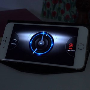 Wachen Sie stilvoll auf! Holen Sie sich den schönsten Wecker für iOS 10! | Alarm Clock for Me