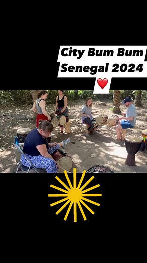 A little fragment of Dundun class led by Petit Mamady Keita & Bouba Koungbana Conde during City Bum Bum’s African workshops in Abene, Senegal, winter 2024!! 🌞💪🏽🌴🤩 | City Bum Bum