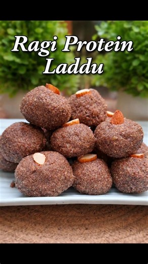 Protein - Rich Ragi Laddu with Nuts & Seeds #raagiladdu #shorts #healthyfood #ragiflour #superfood