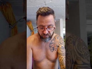 Tuto de titi. le rasage des contours de barbe au rasoir jetables