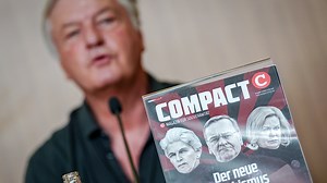 Compact-Verbot: „Zentrales Sprachrohr der rechtsextremistischen Szene“ auf dem Prüfstand