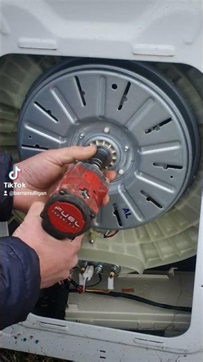 TAKING HUB FROM WASHING MACHINE #scraptopower #automobile #howtomakepowerbankathome