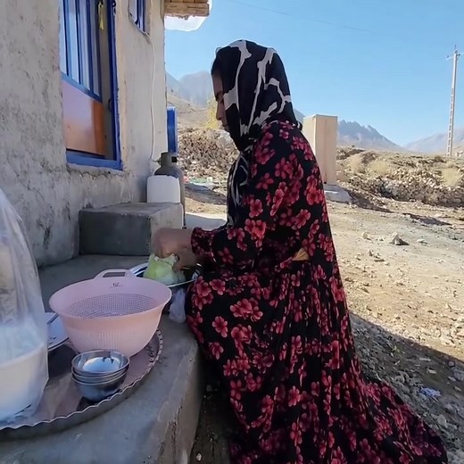 Pity divorced woman build more the bathroom and cooked for relative #followmore | doora nuch