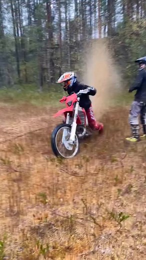 5.1K views · 19K reactions | When payback hits different  Dirt bike style! Nothing says revenge like a face full of mud. ️ #DirtBikeLife #RevengeRide #mudmadness | Enduro.Ventures | Facebook