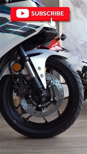 Yamaha R25 First Look in India 🤩 35HP Twin-Cylinder Monster | Worth the Wait?