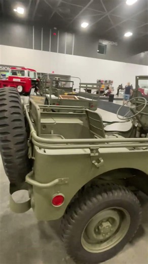 Willys MB or Ford GPW WW2 Jeeps