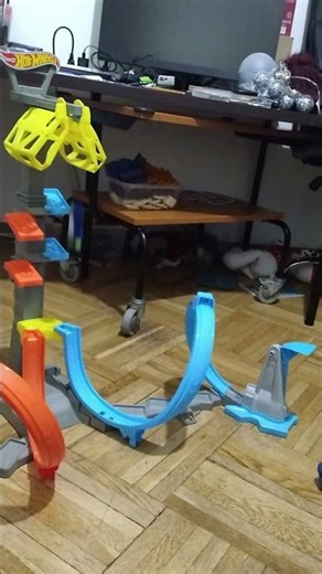 HotWheels in slow motion #slowmotion #facts #toys