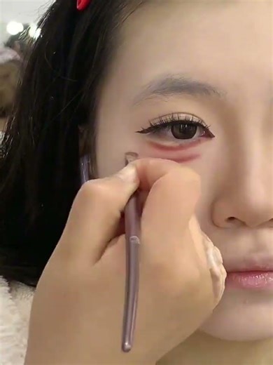 Media Anchor's Ultimate Makeup Test: Stands the Test of Time