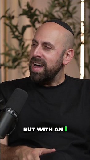 Tory Burch's Secret Origin: From Birch Wallpaper!