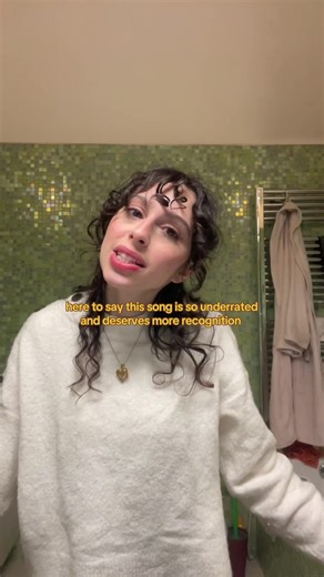 it makes me want to fight with my stuffed animal!!! hm: sugar talking, don’t worry i’ll make you worry #sabrinacarpenter #wealmostbrokeupagainlastnight #mansbestfriend