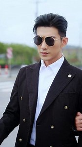 🔥Watch now：https://go.moboboost.com/d/68331135519 Title: 《The Naive Bride》 Full Episodes HOME PAGE HAS LINKS📺 #drama #television #tv #tvseries #bingewatching #shortplay #foryourpage #foryouシ #fypシ #film #shortdrama #shortfilms #bossbabe #moboreels #fyp #shortmovie #shortfilm | ScreenSaga