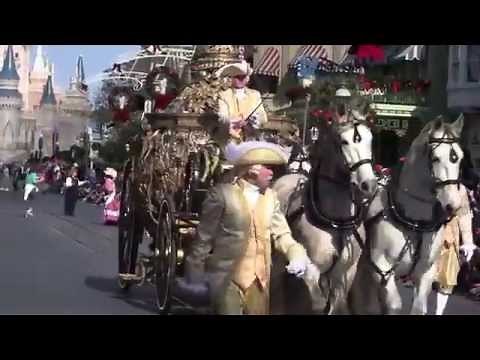 Cinderella live action movie carriage pre-parade at Walt Disney World