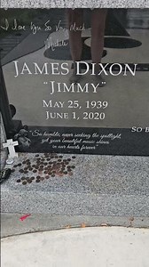 The musical grave of Jimmy Capps