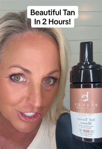 Spring and summer are almost here, everything looks better with a tan, including your shorts, sundresses and swimsuit. ✅Check out this clean ingredient, streak-free spray tan that doesn’t stink or stain your clothes.@Beauty by Earth #spraytan #selftanner #tan