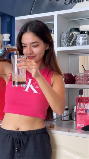 Anushka Sen making coffee ☕ #shorts #anushkasen #coffee