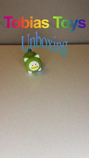 Toy Unboxing of Bee Wee from Item Label