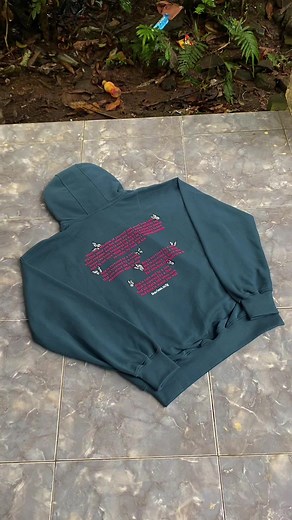 Do you like it? #fyp #foryou #promopuasa #JelajahRamadan #hoodie280gsm #racuntiktok #mencobafyp #keceabis #hoodieboxyfit #tiktokshop #boxyoversize