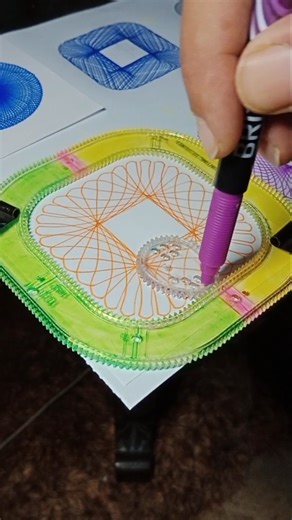 brilliant Spirograph patterns #spirograph