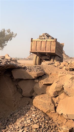 Rock Crushing Challenges: Overcoming the Crusher Jam