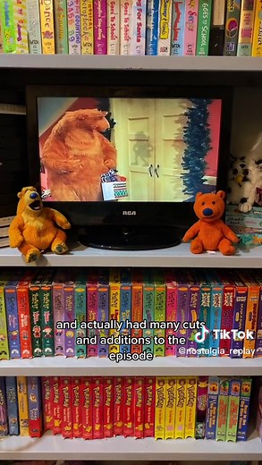A Berry Bear Christmas! #bearintgebigbluehouse #vhs #christmas #nostalgia #1999