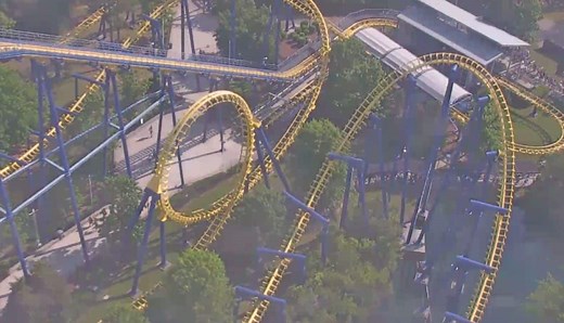 Carolina Cyclone Carowinds Live Webcam - Charlotte, NC