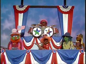 The Muppet Show: The Electric Mayhem - "America"