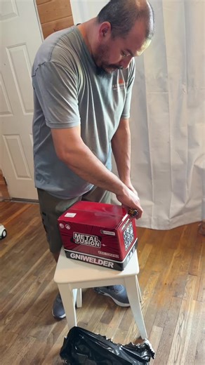 GNIWELDER 110V Stick Welder Review and Features