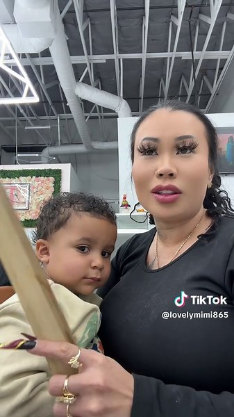 Adorable Baby Moments with Lovely Mimi's Family