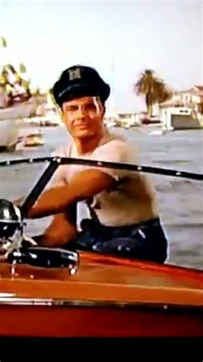 Hollywood on the Balboa Island Ferry | The Girl Most Likely (1957)