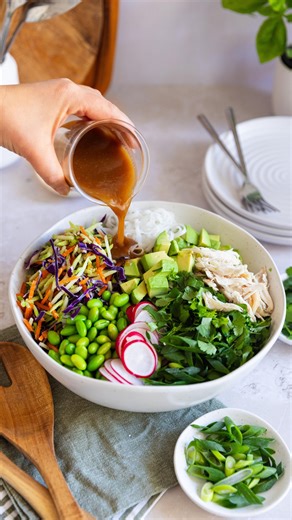 Fresh, crunchy, and ready in minutes 🥗 This Asian Noodle Salad is tossed in the dreamiest ginger peanut dressing that you’ll want to pour on everything. ⁣ ⁣ Perfect for meal prep, BBQ sides or when you just want something fresh but still super satisfying. Made easy with @leaderbrandnz Broccoslaw - less time chopping, more time for eating. ⁣ ⁣ Recipe: Broccoslaw Asian Noodle Salad with Ginger Peanut Dressing⁣ ⁣ Ingredients⁣ 150g rice noodles (or other noodles of your choice)⁣ 1 bag LeaderBrand B