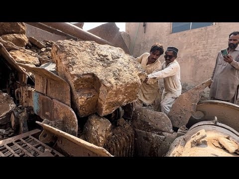 Giant Boulder vs Jaw Crusher! Super SatisfyingIndustrial Action Sed