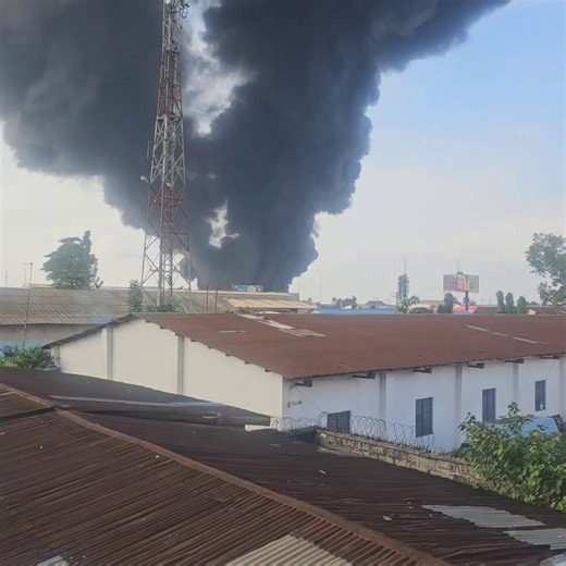 Someone call the attention of the fire service. This is of utmost importance now, not banter.