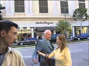 That time when Buzz Aldrin punches moon landing denier Bart Sibrel | The Vintage News