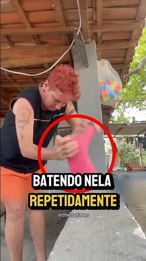 Ela encontrou isso em sua bota! 😱