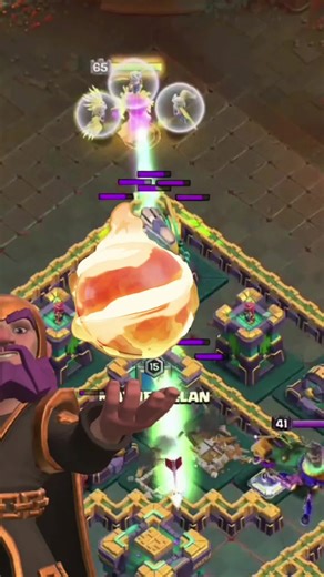 In this short video im giving a simple EASY tutorial on how to use the Queens GIANT ARROW and the Grand Wardens FIREBALL! To do this opening move we need the Giant Arrow, Fireball, Earthquake Spells, Invisible Spells and any supporting troops you want to use. With this opening move is all about timing and practice. Once you understand how to do this you can try it until you master it. This opening move is very fun and a great way to stunt on your opps😎🤘 1. Drop Queen first and shoot Giant Arro