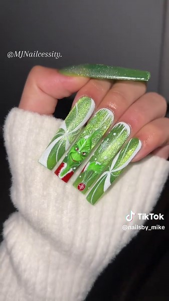 Grinch Nails Tutorial for Christmas Celebration