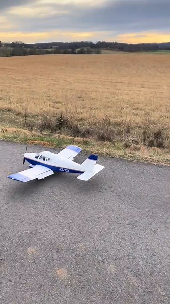 The NEW Eflite Cherokee 1.3m landing 🧈 #rc #rcplane #rchobby #eflite