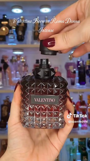 Valentino Born in Roma Donna Intense - Perfume Review