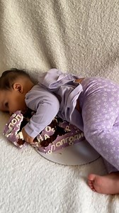 Baby falls onto the cake during the photoshoot 👶🏻🎂📸 | MetDaan Cakes