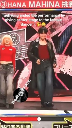 Taehyung ended the performance by giving center stage to the female dancer😍🕺💃#taehyung #kimtaehyung