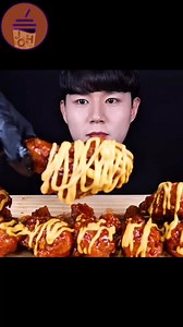 Korean fried chicken with extra cheese asmr mukbang! ©️KyoKwang TV #Asmr #Asmrmukbang #Asmrvideo #mukbangbigbites #satisfyingsound #eating #asmrfood #foodvlogger #Koreanfood #tiktoktrend #foodchallenge #foodvideos #foryou #fyp #viral #JOHMUKBANG | JOH Mukbang