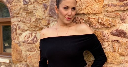 Η Φωτεινή Πετρογιάννη στην πρώτη της τηλεοπτική εμφάνιση - Υποψήφια στα Kαλλιστεία το 2003