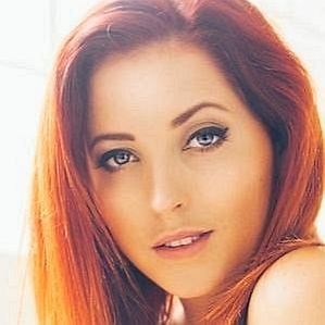 Lucy Collett Boyfriend 2026: Dating History & Exes - CelebsCouples