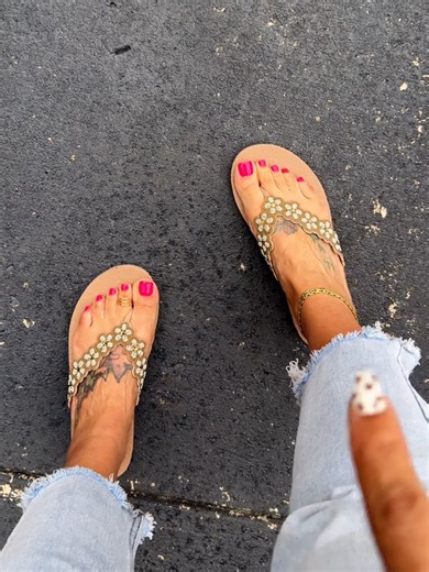 Skechers Cali Flip Flops: Like Walking on a Yoga Mat!