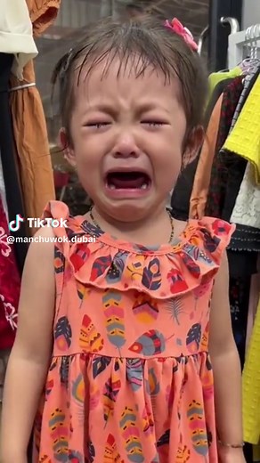 The Magical Transformation of a Child's Mood with Bubble Tea 🍭🤩 #MagicOfBubbleTea #SmilesThroughTears #ManchuWokDelights #DubaiDining #ChildsJoy #WokTales #UAEFoodMagic #BubbleTeaBliss #HeartwarmingEats #ManchuMagic