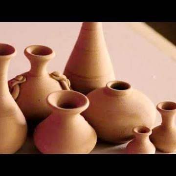 clay pot eating swallow || clay pot eating swallow new video