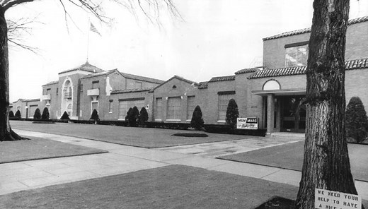 Sweet move: Chicago seeks to landmark West Side’s historic Mars candy factory