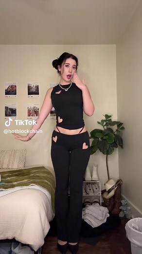 Hot Blockchain Trends: Explore DIY Playboy Bunny Costumes