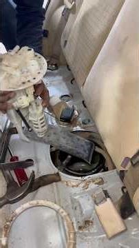 Toyota Yaris Fuel pump damage leakage fuel replacement guide 🛠️🚗